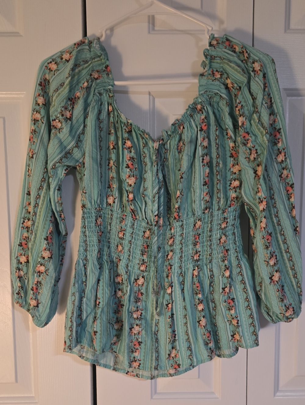 No Boundaries Mint Floral Peasant Blouse
